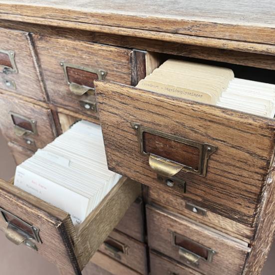 Billeder viser et kartotek