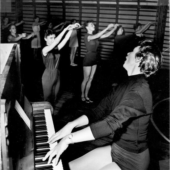 Godtvedgymnastik med klaver