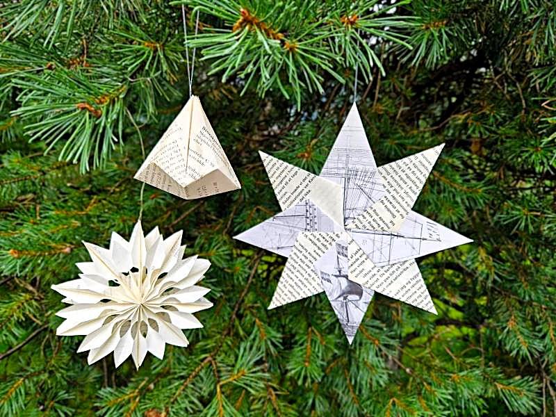 Papirpynt på grøn baggrund