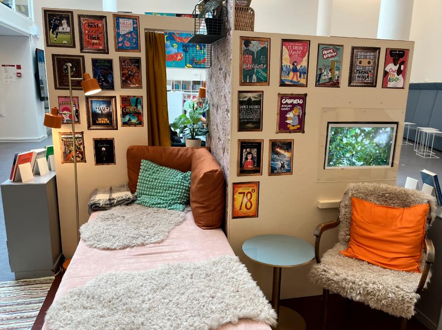 Billede af læseinstallationen 'WOW!'